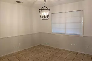 1250 E Common St, New Braunfels, TX 78130 - Photo 12