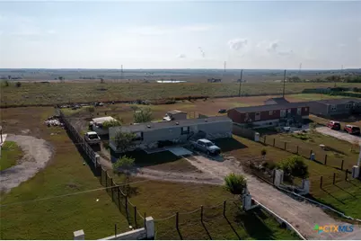 363 El Rey Drive, Kyle, TX 78640 - Photo 4