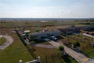 363 El Rey Dr, Kyle, TX 78640 - Photo 4