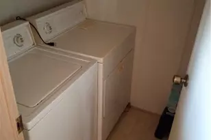 842 Burkhart Rd, Victoria, TX 77905 - Photo 14