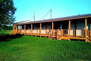 842 Burkhart Rd, Victoria, TX 77905 - Photo 4