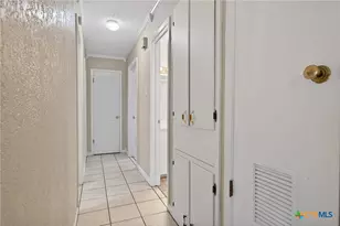 417 Cottonwood Dr, Copperas Cove, TX 76522 - Photo 2