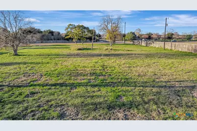 1507 Salem Road, Victoria, TX 77904 - Photo 10