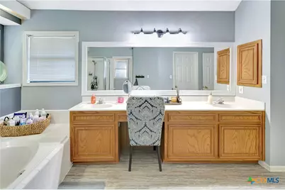 602 Brocton Street, Victoria, TX 77904 - Photo 34