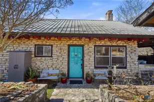 336 Whippoorwill Dr, Canyon Lake, TX 78133 - Photo 2