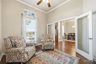 2531 Toenges Ln, New Braunfels, TX 78132 - Photo 6