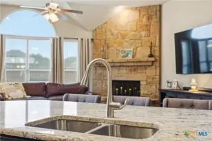 2531 Toenges Ln, New Braunfels, TX 78132 - Photo 14