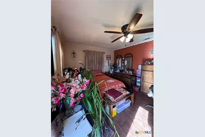 795 E Mather Street, New Braunfels, TX 78130 - Photo 4