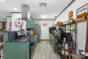 301 Liberty St, Gatesville, TX 76528 - Photo 6