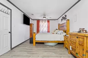 301 Liberty St, Gatesville, TX 76528 - Photo 10