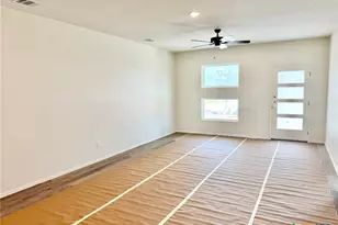 1627 Crooked River Ct, Temple, TX 76502 - Photo 4