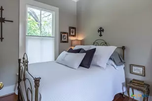 114 N College St, Gonzales, TX 78629 - Photo 28