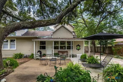 114 N College Street, Gonzales, TX 78629 - Photo 32