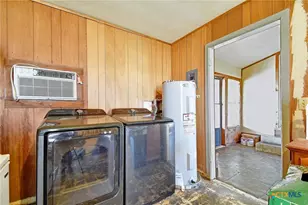 1017 US Hwy 87, Smiley, TX 78159 - Photo 20