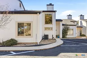 1135 Parkview Dr, Canyon Lake, TX 78133 - Photo 6