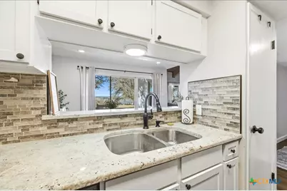 1135 Parkview Drive #C18, Canyon Lake, TX 78133 - Photo 18