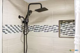 1135 Parkview Dr, Canyon Lake, TX 78133 - Photo 24