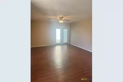 414 Mariner Drive, Victoria, TX 77901 - Photo 2