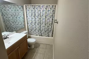 414 Mariner Dr, Victoria, TX 77901 - Photo 8