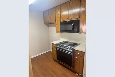 414 Mariner Drive, Victoria, TX 77901 - Photo 4