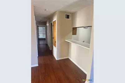 414 Mariner Drive, Victoria, TX 77901 - Photo 6