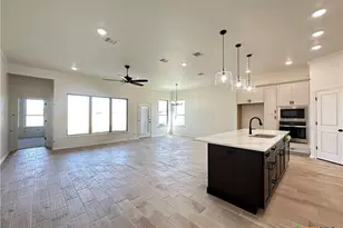 914 Alice Cir, Temple, TX 76502 - Photo 8