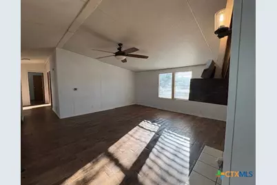 590 Lee Street, Victoria, TX 77905 - Photo 6