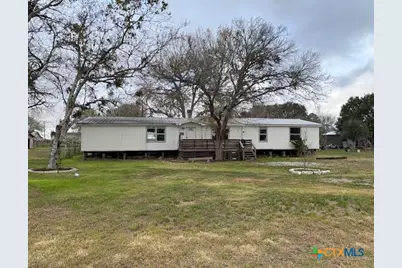 590 Lee Street, Victoria, TX 77905 - Photo 1