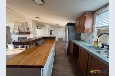 590 Lee Street, Victoria, TX 77905 - Photo 12