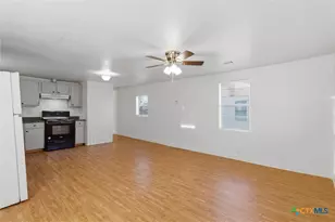 212 Salinas Rd, San Marcos, TX 78666 - Photo 4