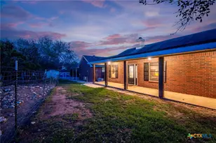 519 Eden Ranch Dr, Canyon Lake, TX 78133 - Photo 1