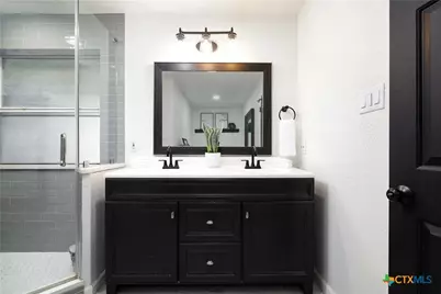 519 Eden Ranch Drive, Canyon Lake, TX 78133 - Photo 16