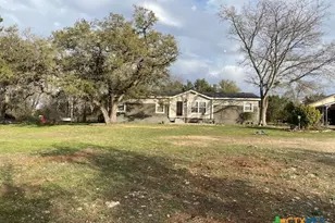 390 & 400 N Fawn Ridge Dr, Leander, TX 78641 - Photo 2