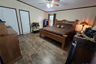 390 & 400 N Fawn Ridge Dr, Leander, TX 78641 - Photo 16