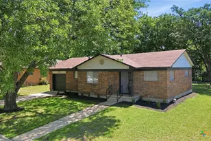 1204 Cedar Dr, Killeen, TX 76543 - Photo 2