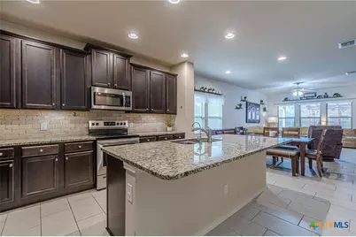 728 Rusty Gate Way, New Braunfels, TX 78130 - Photo 4