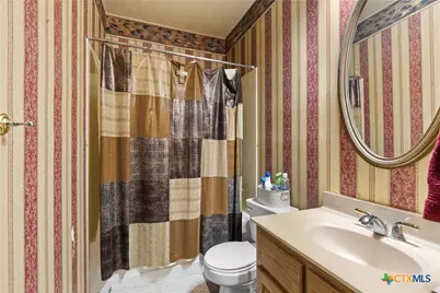 173 County Road 458A, Thorndale, TX 76577 - Photo 18