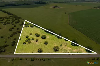 562 County Road 154, Georgetown, TX 78626 - Photo 2