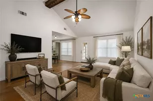 1544 Pams Path, New Braunfels, TX 78130 - Photo 4