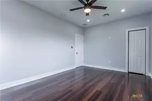 1110 N 42nd St, Temple, TX 76501 - Photo 14