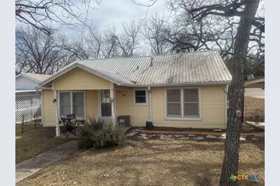 708 W Avenue C, Lampasas, TX 76550 - Photo 1