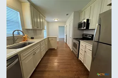 397 W Edgewater Terrace, New Braunfels, TX 78130 - Photo 6