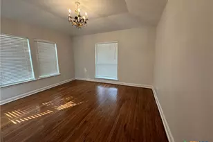 397 W Edgewater Terrace, New Braunfels, TX 78130 - Photo 10