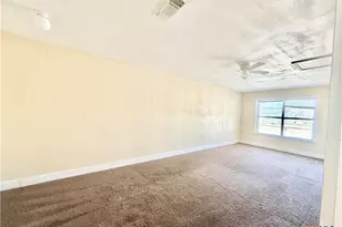 910 Leonhard St, Copperas Cove, TX 76522 - Photo 14