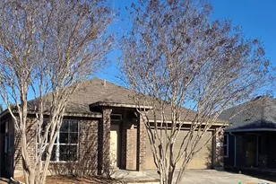 415 Capistrano Dr, San Marcos, TX 78666 - Photo 1