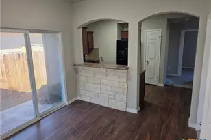 415 Capistrano Dr, San Marcos, TX 78666 - Photo 8