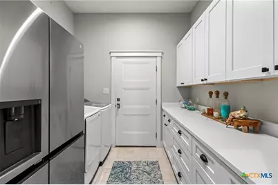 835 Cross Street, New Braunfels, TX 78130 - Photo 14