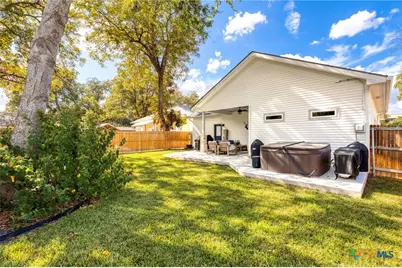 835 Cross Street, New Braunfels, TX 78130 - Photo 28