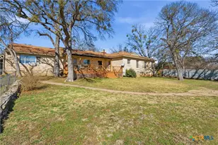 606 College St, Gatesville, TX 76528 - Photo 34