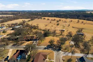 606 College St, Gatesville, TX 76528 - Photo 36